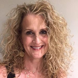 Meet your Posher, Candy